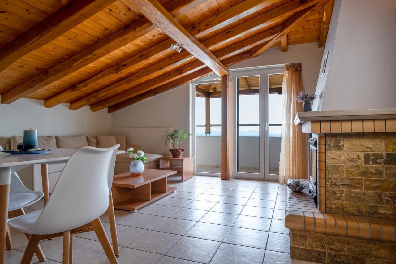 Apartmán Pantheon Attic Alónnisos Exteriér fotografie