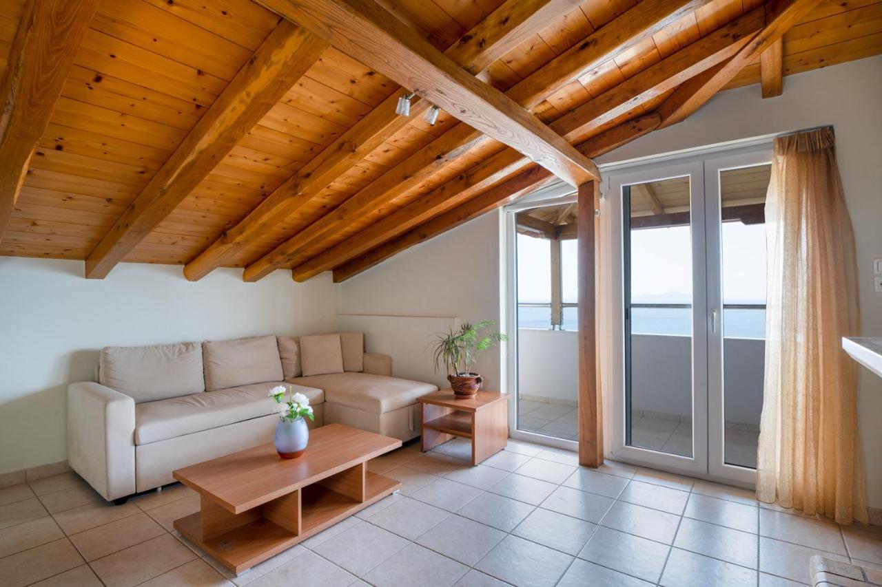 Apartmán Pantheon Attic Alónnisos Exteriér fotografie